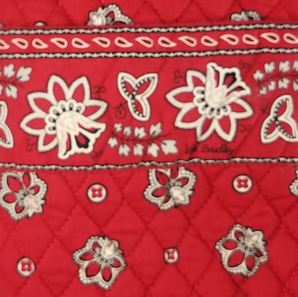 👜 Vera Bradley Red Quilted Floral Crossbody Vintage Style Cotton Shoulder Bag - Picture 8 of 9